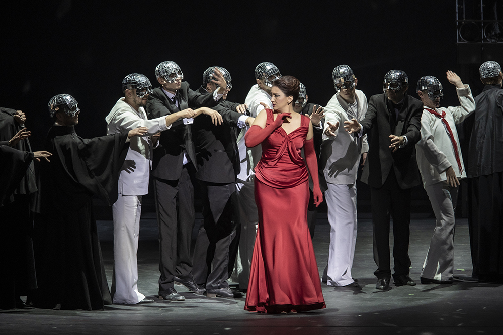 Tatiana Larina as Amelia. Photo by Anton Senko / SATOB.
