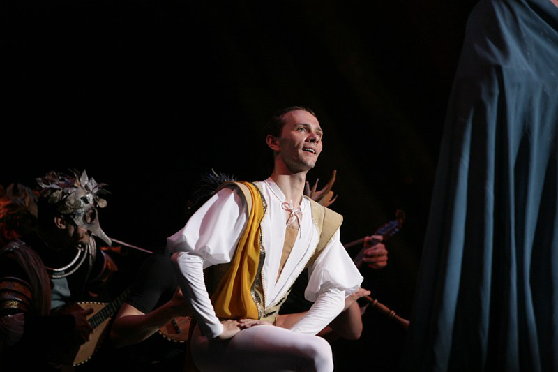 Vyacheslav Lopatin as Mercutio.<br />Photo by Damir Yusupov.