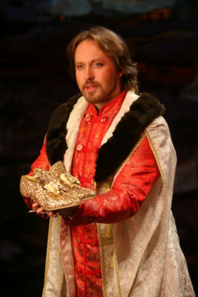 As Vakula in Cherevichki. Photo: archive of the Boris Pokrovsky Musical Theatre. 