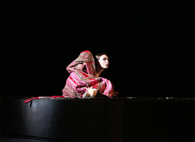 Olga Smirnova as Bela. Photo by Elena Fetisova.